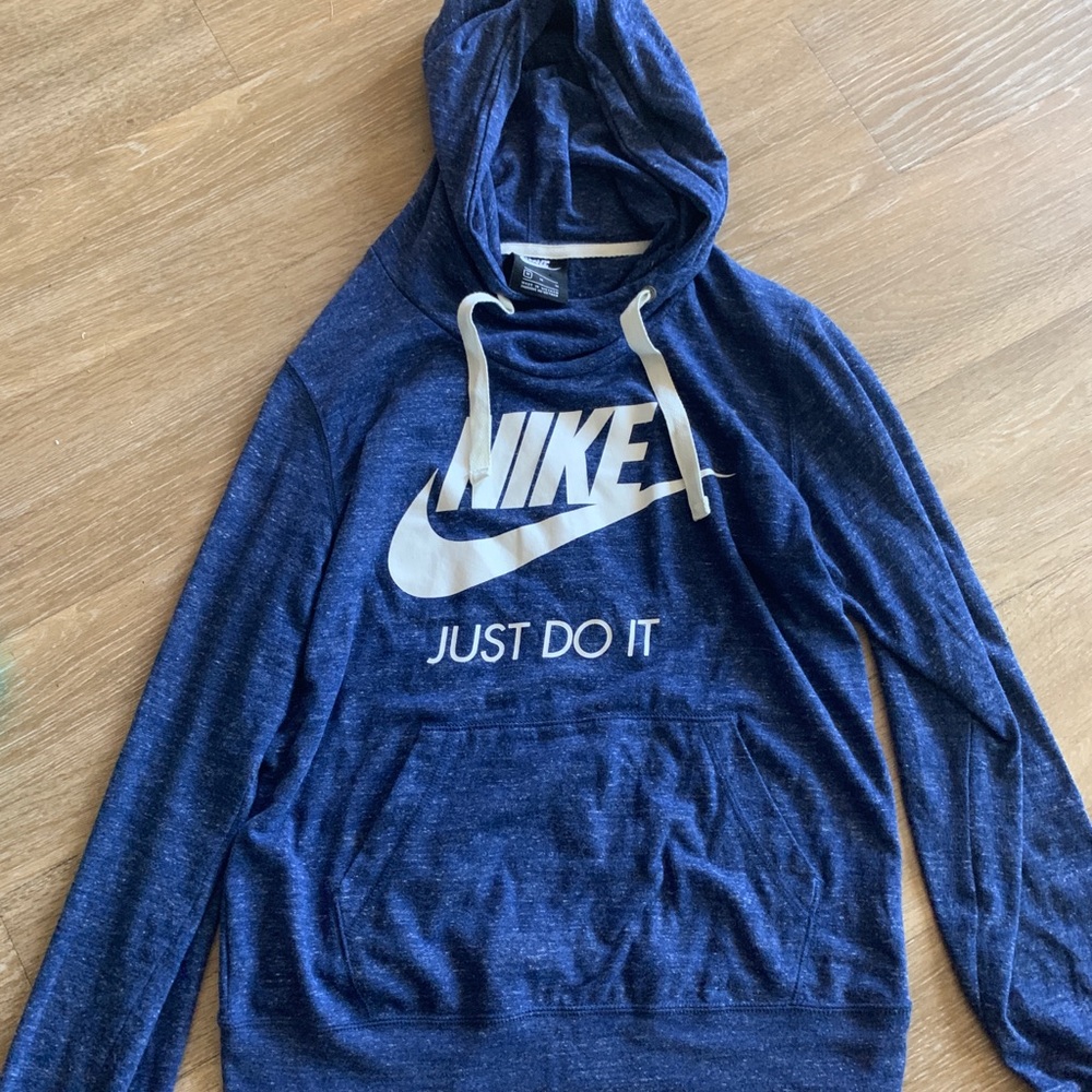 NIKE thin long sleeve hoodie